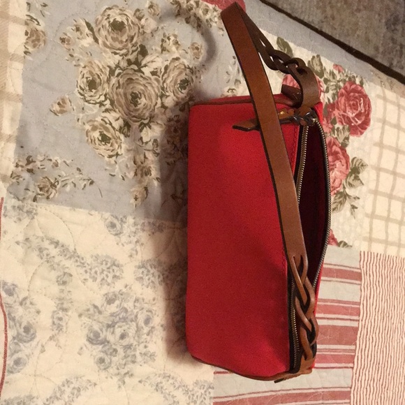 Dooney & Bourke shoulder cute handbag! Coral beautiful color! - Picture 2 of 4